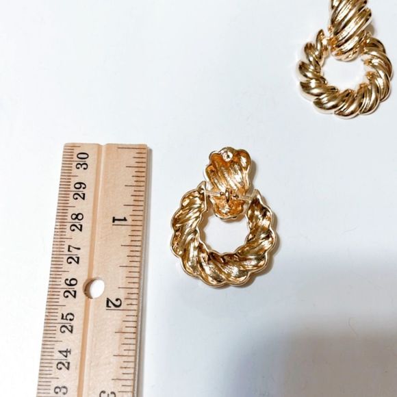 Rya hoop earrings in gold M84 - Picture 5 of 6